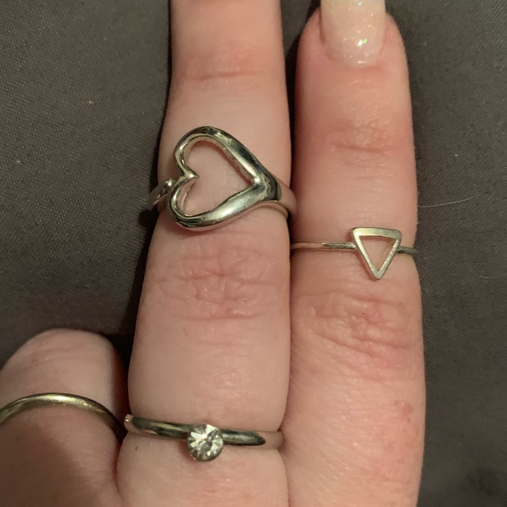 Delicate ring bundle